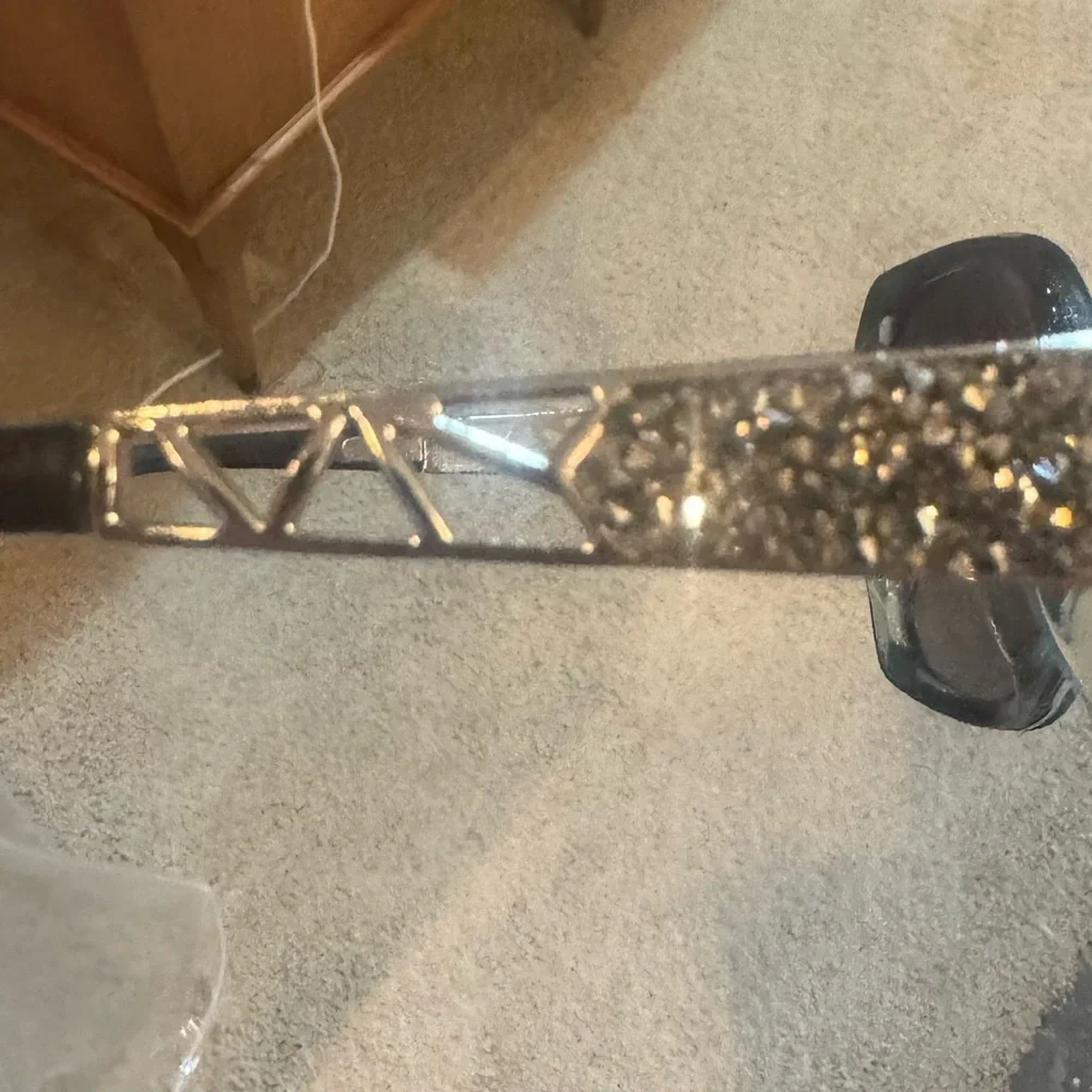 Ladies sunglasses